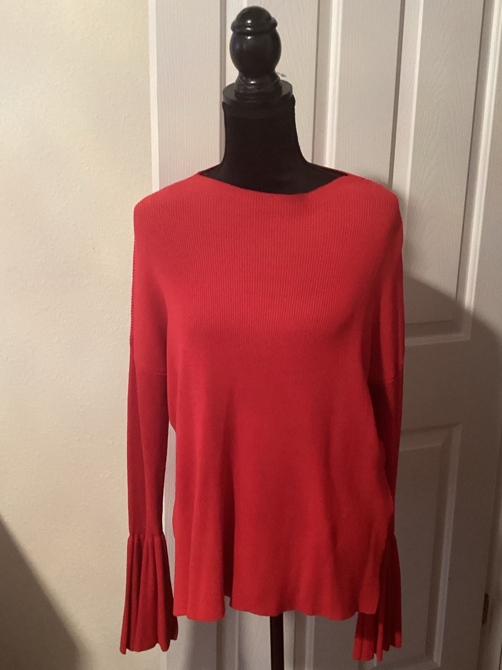 Red Long Sleeve Knit Top with Pleated Cuff Detail